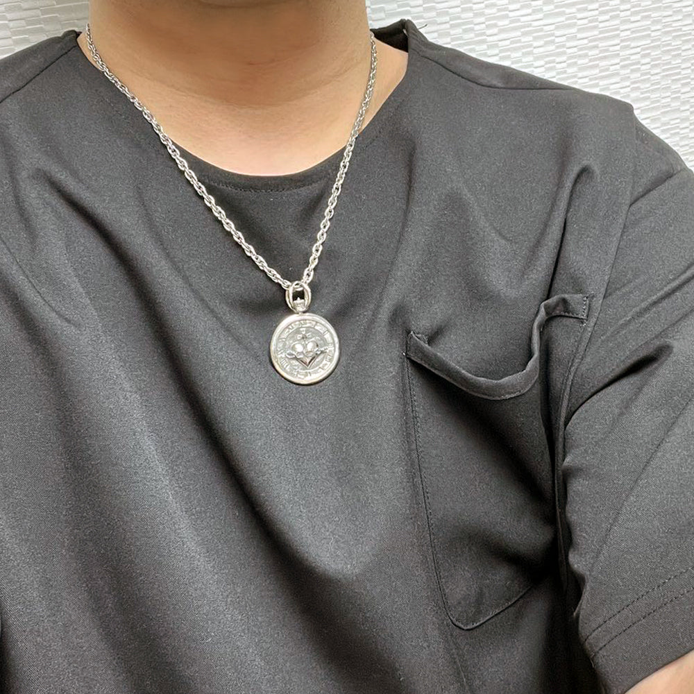 CROWN HEART ROMAN CLOCK NECKLACE